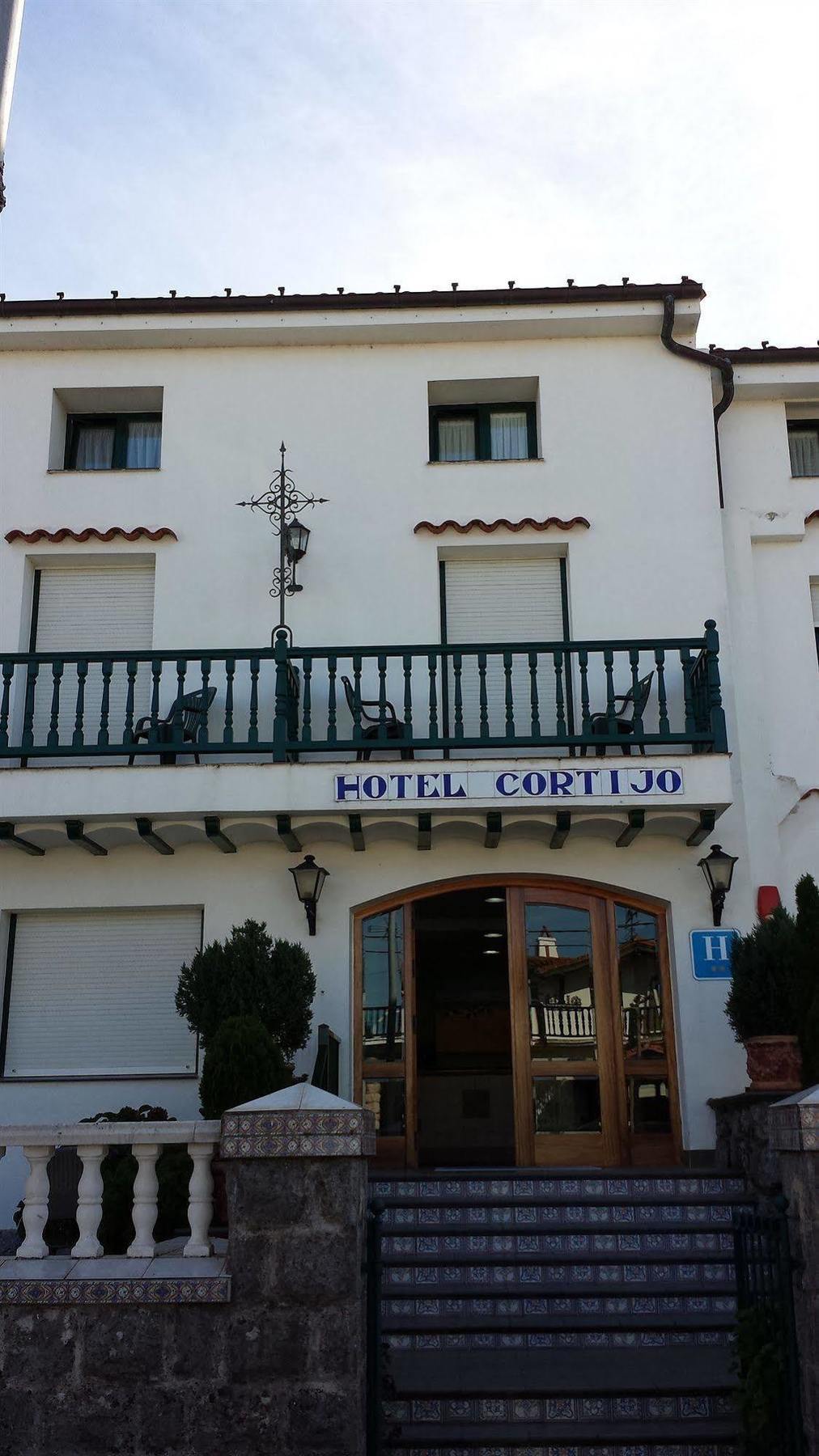 Hotel Cortijo Laredo Luaran gambar